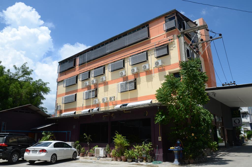 Centro Cnx Hotel Chiang Mai Buitenkant foto