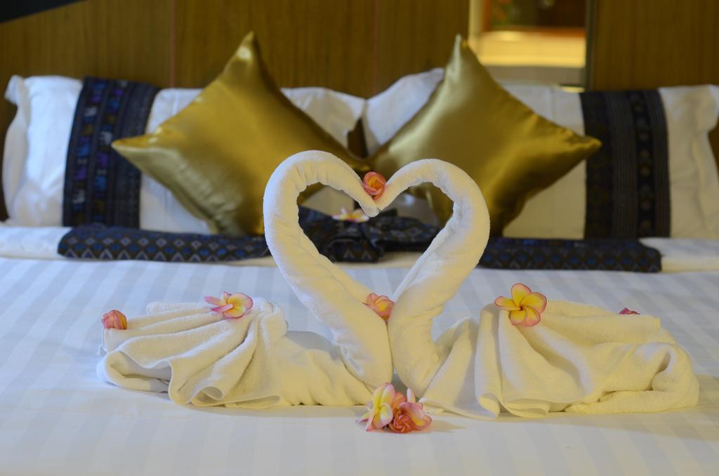 Centro Cnx Hotel Chiang Mai Buitenkant foto