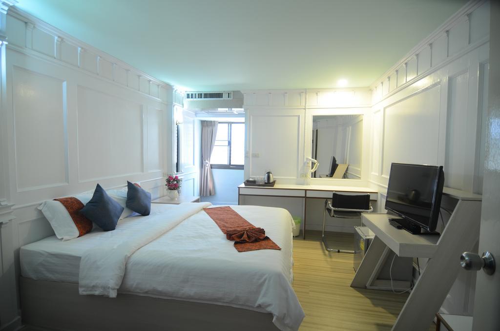 Centro Cnx Hotel Chiang Mai Buitenkant foto