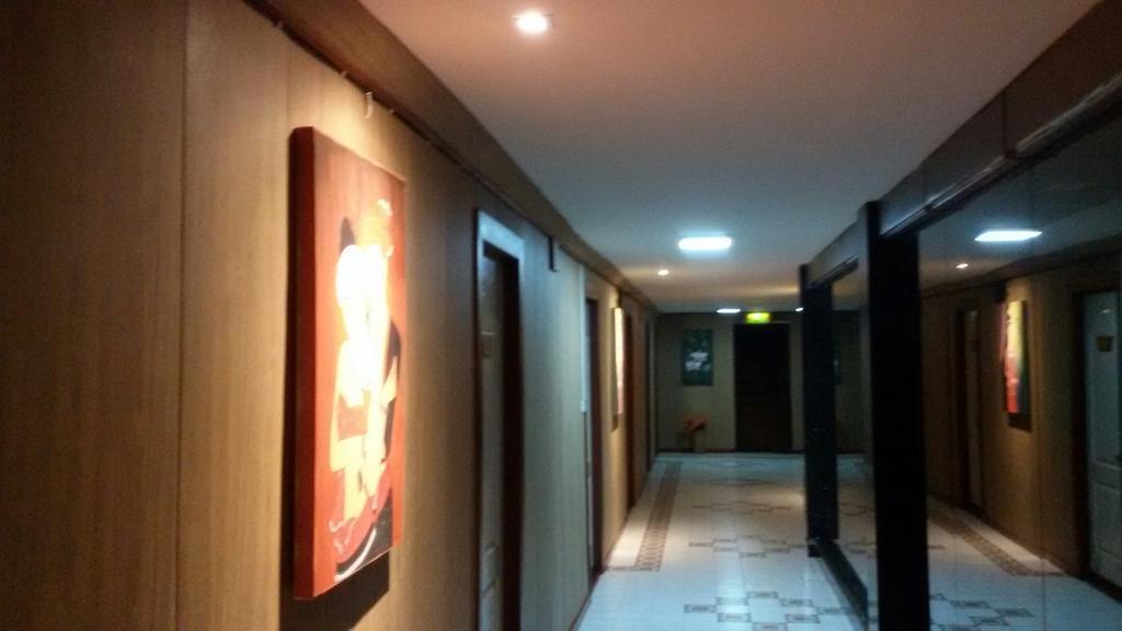 Centro Cnx Hotel Chiang Mai Buitenkant foto