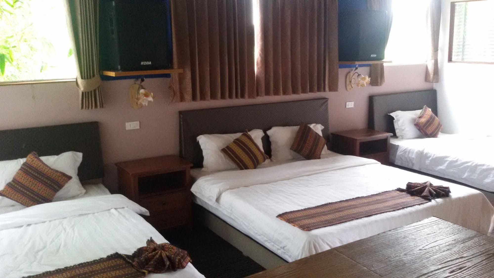 Centro Cnx Hotel Chiang Mai Buitenkant foto